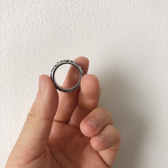 Heavy Solid Unique Ring - Picture 5 of 5